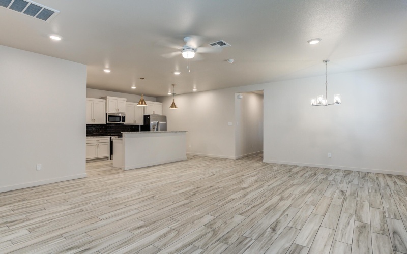 1119 N 7th Street, Wolfforth, TX 79382, 2 Habitaciones Habitaciones , ,2 BañosBaños,Residential,En Venta,1119 N 7th Street,0,202561077