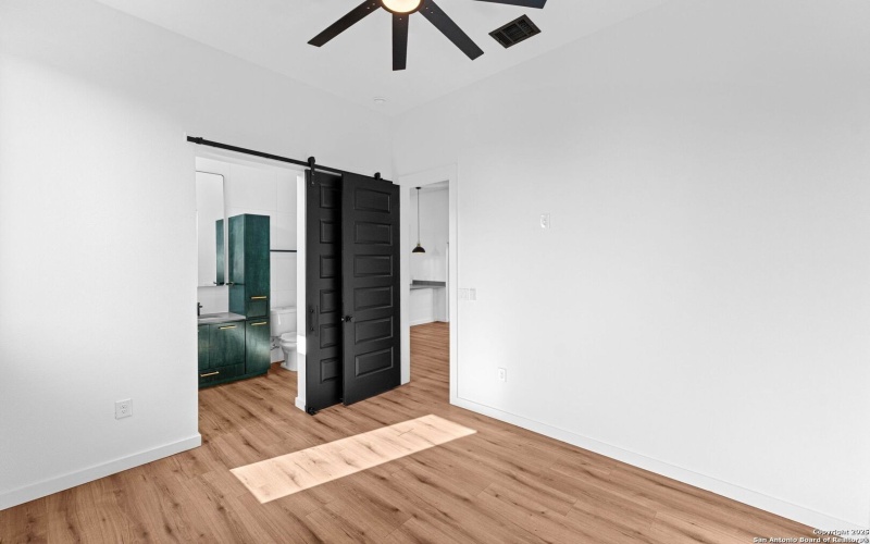 108 Vine unit: 101 #101, San Antonio, TX 78210, 2 Habitaciones Habitaciones , ,2 BañosBaños,Residential,En Venta,108 Vine unit: 101,0,1910784