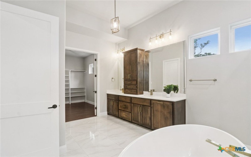 6817 Misty Creek Lane, Temple, TX 76502, 4 Habitaciones Habitaciones , ,3 BañosBaños,Residential,En Venta,6817 Misty Creek Lane,0,593675