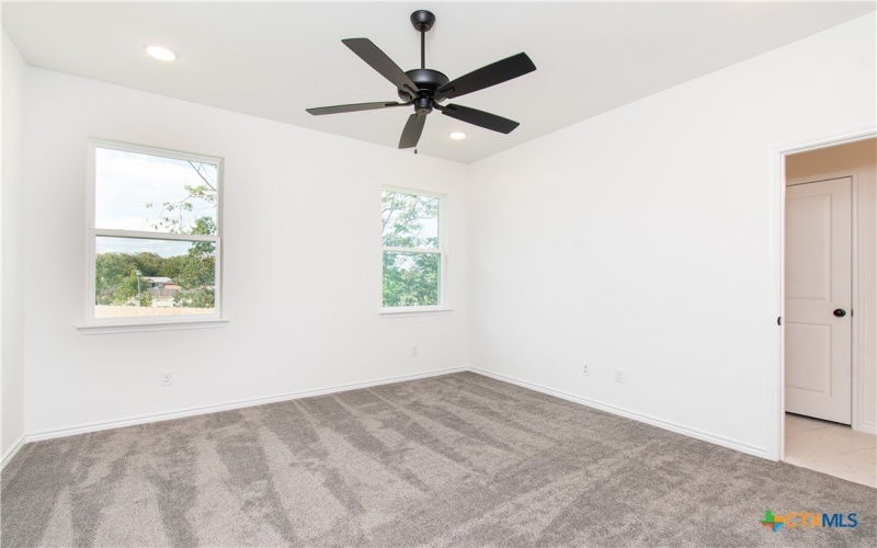 569 Bella Rose Drive, Belton, TX 76513, 4 Habitaciones Habitaciones , ,2 BañosBaños,Residential,En Venta,569 Bella Rose Drive,0,593760