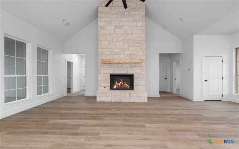 7917 Rock Crest Drive, Moody, TX 76557, 4 Bedrooms Bedrooms, ,3 BathroomsBathrooms,Residential,For Sale,7917 Rock Crest Drive,0,593817