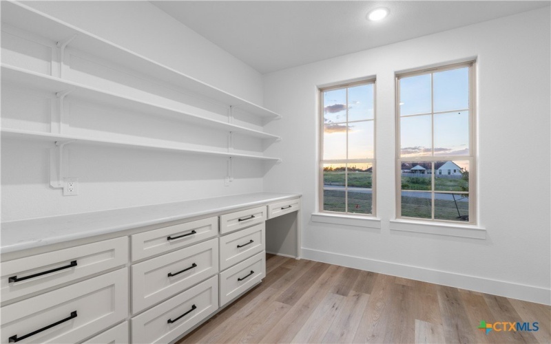 7917 Rock Crest Drive, Moody, TX 76557, 4 Bedrooms Bedrooms, ,3 BathroomsBathrooms,Residential,For Sale,7917 Rock Crest Drive,0,593817