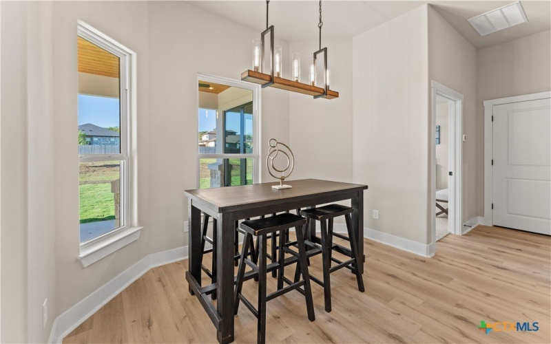 1115 Northcross Drive, Salado, TX 76571, 4 Habitaciones Habitaciones , ,2 BañosBaños,Residential,En Venta,1115 Northcross Drive,0,593845