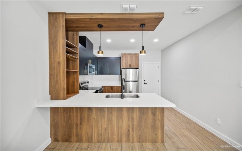 1406 S Michigan Street, Alton, TX 78573, ,Residential Multi Family,En Venta,1406 S Michigan Street,0,481956