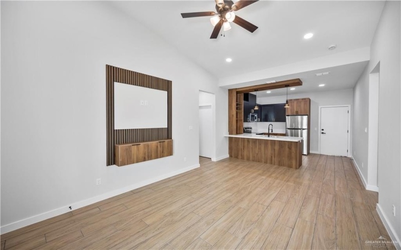 1406 S Michigan Street, Alton, TX 78573, ,Residential Multi Family,En Venta,1406 S Michigan Street,0,481956