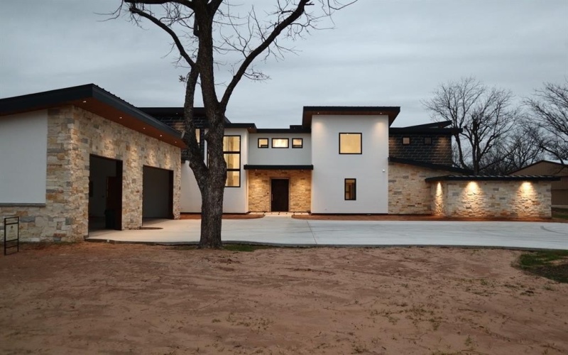 9003 King Air Drive, Granbury, TX 76049, 4 Habitaciones Habitaciones , ,3 BañosBaños,Residential,En Venta,9003 King Air Drive,0,20974718