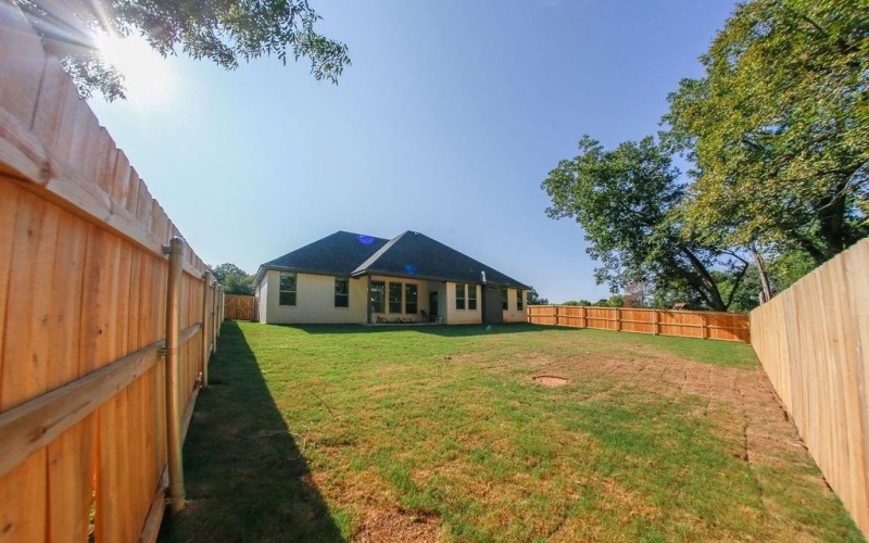 1080 Braydan Drive, Reno, TX 75462, 4 Habitaciones Habitaciones , ,2 BañosBaños,Residential,En Venta,1080 Braydan Drive,0,21067388