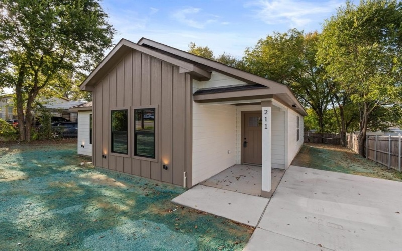 211 Garlock Street, Wilmer, TX 75172, 4 Habitaciones Habitaciones , ,2 BañosBaños,Residential,En Venta,211 Garlock Street,0,21067913