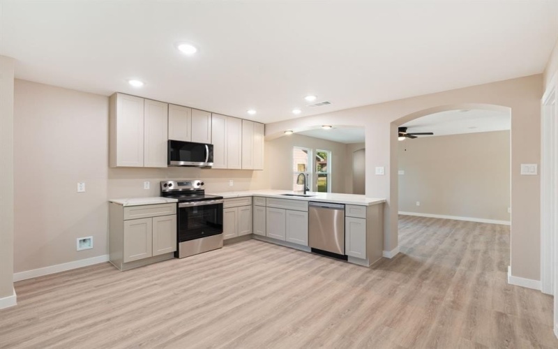 211 Garlock Street, Wilmer, TX 75172, 4 Habitaciones Habitaciones , ,2 BañosBaños,Residential,En Venta,211 Garlock Street,0,21067913