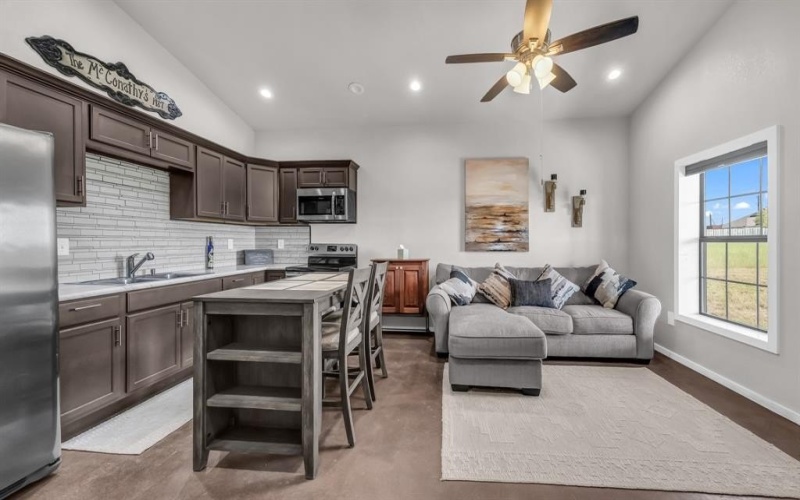 3810 Fairview Road, Millsap, TX 76066, 1 Dormitorio Habitaciones , ,1 BañoBaños,Residential,En Venta,3810 Fairview Road,0,21068164