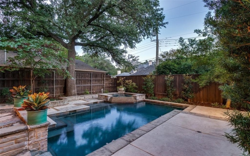 7502 Caruth Boulevard, Dallas, TX 75225, 5 Habitaciones Habitaciones , ,7 BañosBaños,Residential,En Venta,7502 Caruth Boulevard,0,21068361
