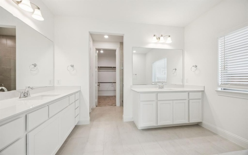 4260 Mill Pond Drive, Prosper, TX 75078, 5 Habitaciones Habitaciones , ,6 BañosBaños,Residential,En Venta,4260 Mill Pond Drive,0,21069320
