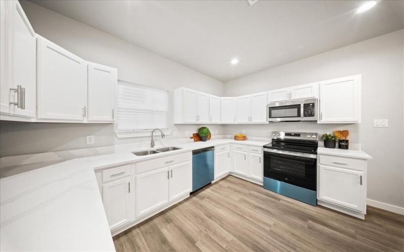 1624 E Collin Street, Corsicana, TX 75110, 3 Bedrooms Bedrooms, ,2 BathroomsBathrooms,Residential,For Sale,1624 E Collin Street,0,21069835