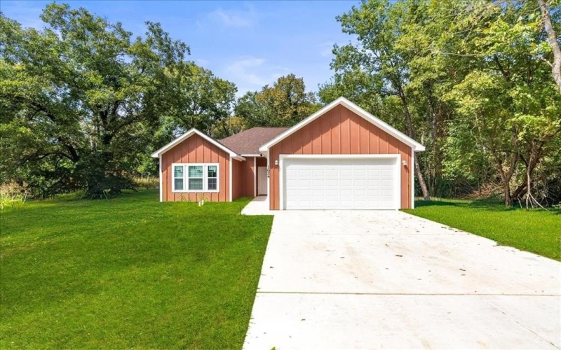 1624 E Collin Street, Corsicana, TX 75110, 3 Bedrooms Bedrooms, ,2 BathroomsBathrooms,Residential,For Sale,1624 E Collin Street,0,21069835