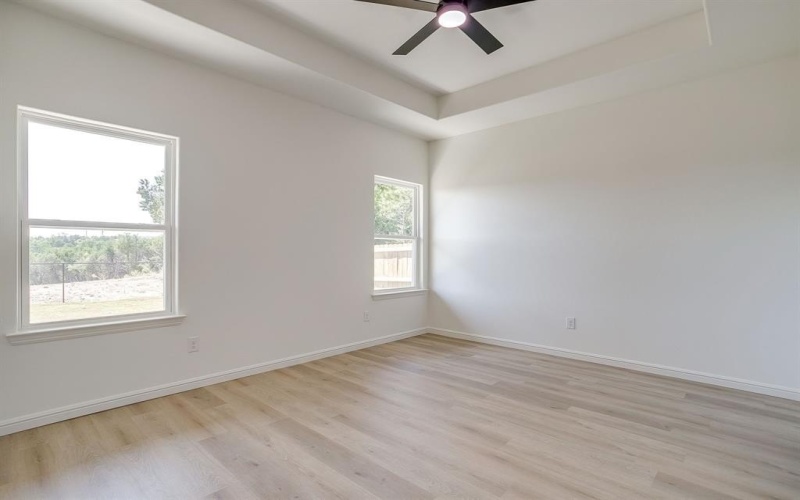 1307 Woodmere Trail, Granbury, TX 76048, 3 Bedrooms Bedrooms, ,2 BathroomsBathrooms,Residential,For Sale,1307 Woodmere Trail,0,21070287