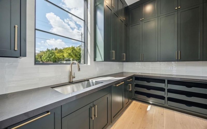 2625 Ridgecrest Drive, Southlake, TX 76092, 5 Bedrooms Bedrooms, ,6 BathroomsBathrooms,Residential,For Sale,2625 Ridgecrest Drive,0,21070684