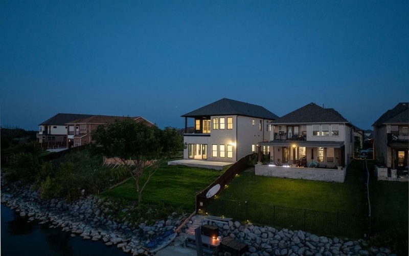 18013 Lake Ray Hubbard Drive, Forney, TX 75126, 4 Bedrooms Bedrooms, ,5 BathroomsBathrooms,Residential,For Sale,18013 Lake Ray Hubbard Drive,0,21070696