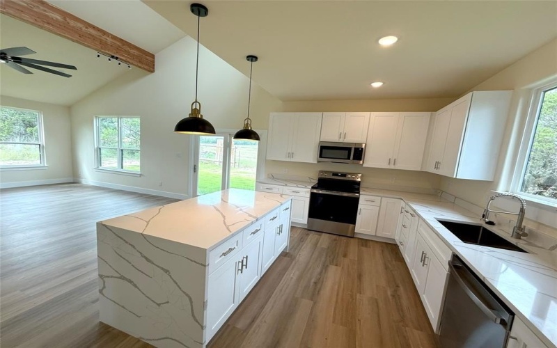 5517 Stonegate Circle, Granbury, TX 76048, 3 Bedrooms Bedrooms, ,2 BathroomsBathrooms,Residential,For Sale,5517 Stonegate Circle,0,21070767
