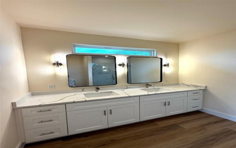 5517 Stonegate Circle, Granbury, TX 76048, 3 Bedrooms Bedrooms, ,2 BathroomsBathrooms,Residential,For Sale,5517 Stonegate Circle,0,21070767