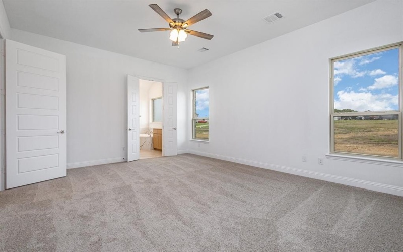 6044 Mango, Sanger, TX 76266, 4 Bedrooms Bedrooms, ,2 BathroomsBathrooms,Residential,For Sale,6044 Mango,0,21070989