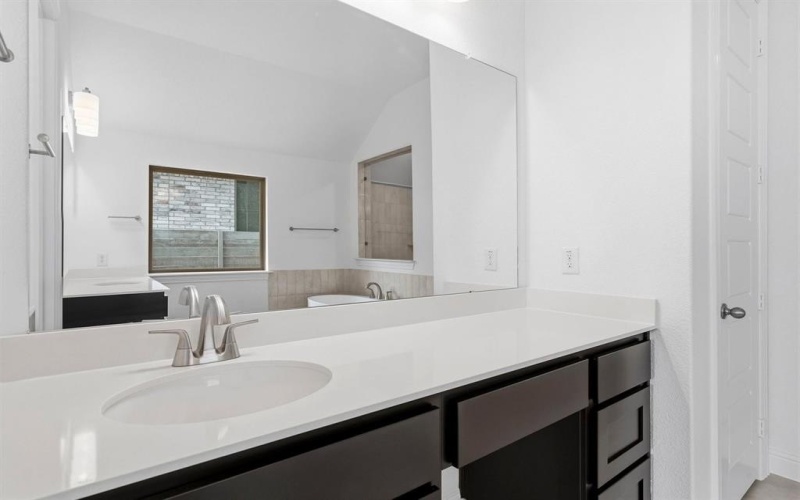 3913 Attwater Street, McKinney, TX 75071, 3 Habitaciones Habitaciones , ,2 BañosBaños,Residential,En Venta,3913 Attwater Street,0,21071015