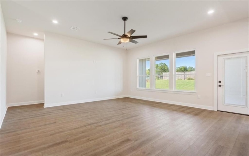 112 Great Trail Road, Riesel, TX 76682, 4 Habitaciones Habitaciones , ,2 BañosBaños,Residential,En Venta,112 Great Trail Road,0,21071043