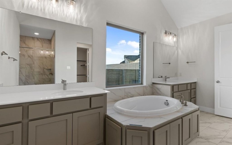 3905 Menard Street, McKinney, TX 75071, 4 Habitaciones Habitaciones , ,3 BañosBaños,Residential,En Venta,3905 Menard Street,0,21071103