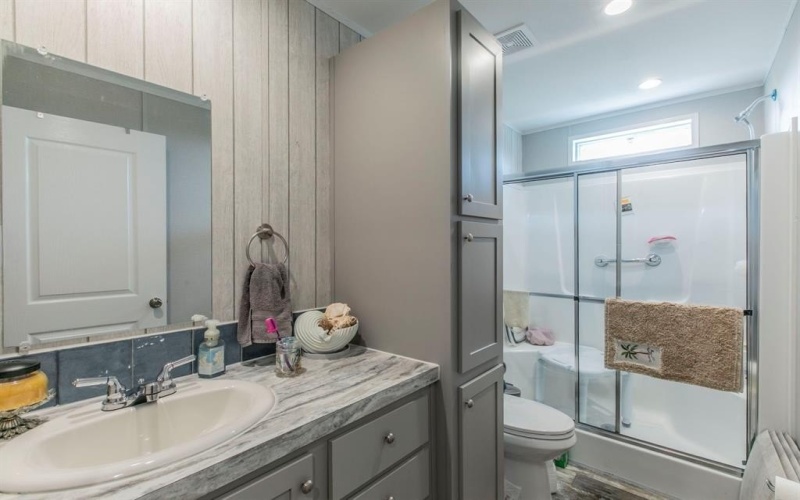 919 Remington Circle, Moody, TX 76557, 5 Bedrooms Bedrooms, ,3 BathroomsBathrooms,Residential,For Sale,919 Remington Circle,0,21059638