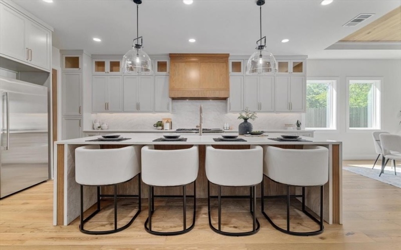 2912 Sutton Place, Southlake, TX 76092, 5 Bedrooms Bedrooms, ,5 BathroomsBathrooms,Residential,For Sale,2912 Sutton Place,0,21063310