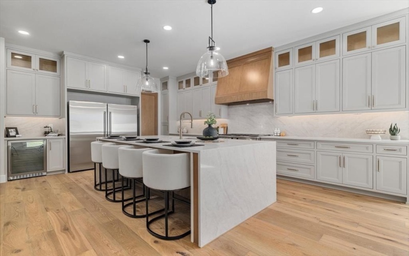 2912 Sutton Place, Southlake, TX 76092, 5 Bedrooms Bedrooms, ,5 BathroomsBathrooms,Residential,For Sale,2912 Sutton Place,0,21063310