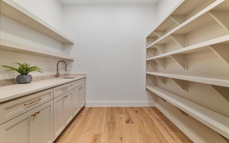 2912 Sutton Place, Southlake, TX 76092, 5 Bedrooms Bedrooms, ,5 BathroomsBathrooms,Residential,For Sale,2912 Sutton Place,0,21063310