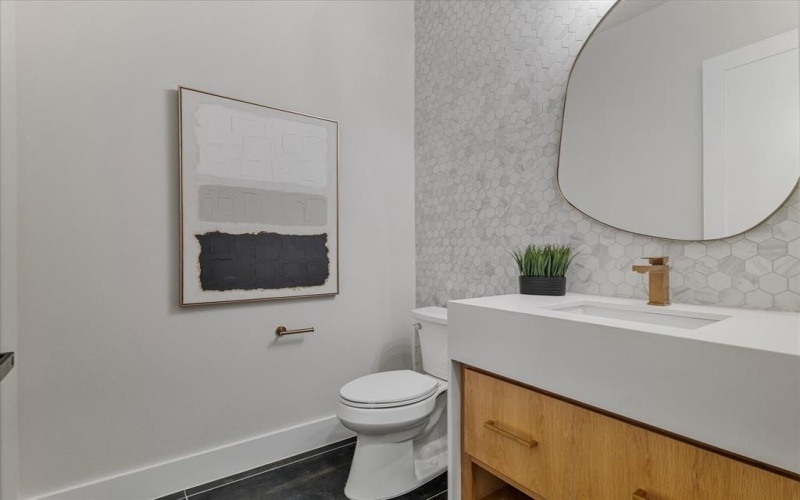 2912 Sutton Place, Southlake, TX 76092, 5 Bedrooms Bedrooms, ,5 BathroomsBathrooms,Residential,For Sale,2912 Sutton Place,0,21063310