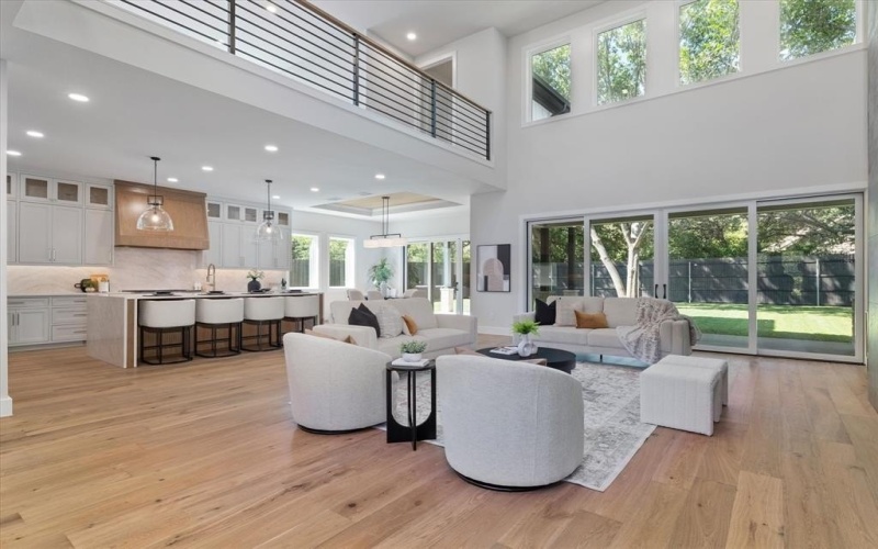 2912 Sutton Place, Southlake, TX 76092, 5 Bedrooms Bedrooms, ,5 BathroomsBathrooms,Residential,For Sale,2912 Sutton Place,0,21063310