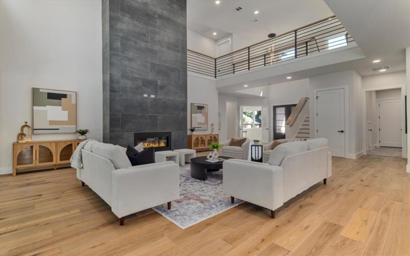 2912 Sutton Place, Southlake, TX 76092, 5 Bedrooms Bedrooms, ,5 BathroomsBathrooms,Residential,For Sale,2912 Sutton Place,0,21063310