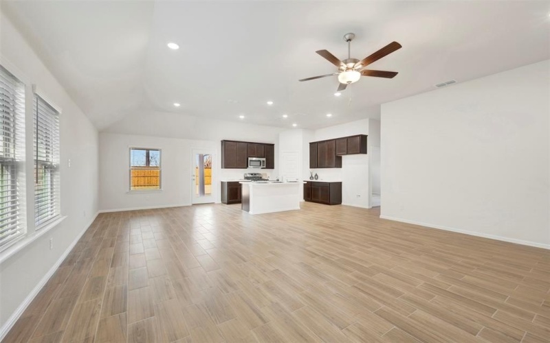 3908 Birch Lane, Denton, TX 76226, 4 Habitaciones Habitaciones , ,2 BañosBaños,Residential,En Venta,3908 Birch Lane,0,21064770