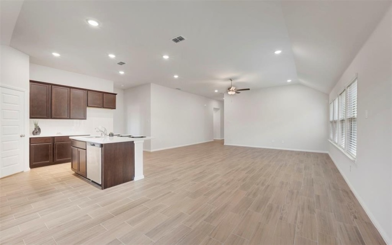 3908 Birch Lane, Denton, TX 76226, 4 Habitaciones Habitaciones , ,2 BañosBaños,Residential,En Venta,3908 Birch Lane,0,21064770