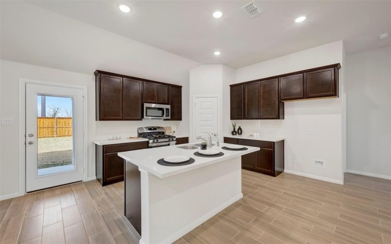 3908 Birch Lane, Denton, TX 76226, 4 Habitaciones Habitaciones , ,2 BañosBaños,Residential,En Venta,3908 Birch Lane,0,21064770