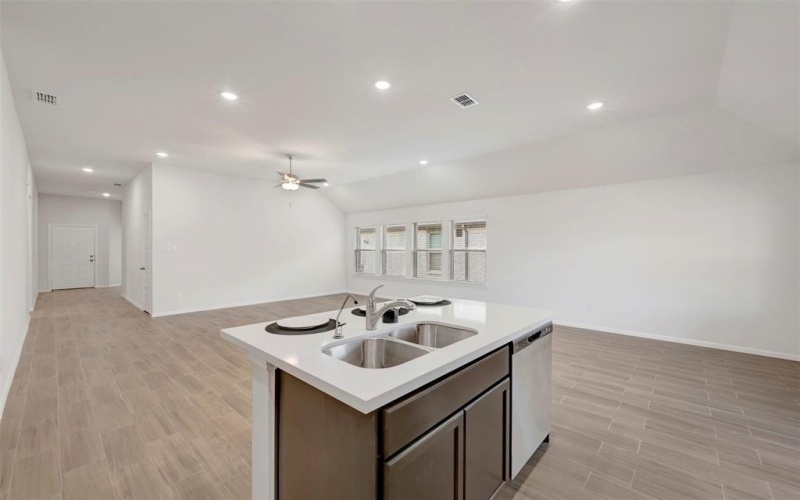 3908 Birch Lane, Denton, TX 76226, 4 Habitaciones Habitaciones , ,2 BañosBaños,Residential,En Venta,3908 Birch Lane,0,21064770