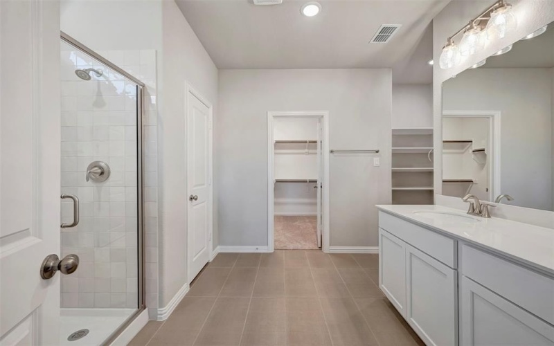 3900 Yarrow Drive, Denton, TX 76226, 4 Bedrooms Bedrooms, ,3 BathroomsBathrooms,Residential,For Sale,3900 Yarrow Drive,0,21065002