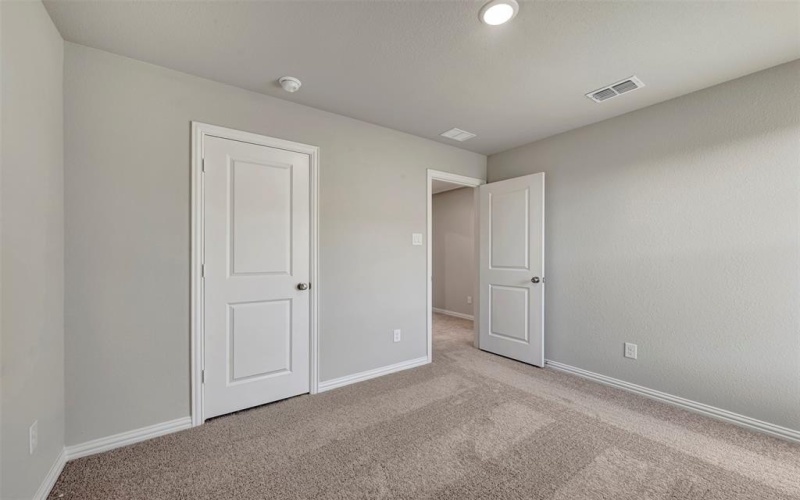 3900 Yarrow Drive, Denton, TX 76226, 4 Bedrooms Bedrooms, ,3 BathroomsBathrooms,Residential,For Sale,3900 Yarrow Drive,0,21065002