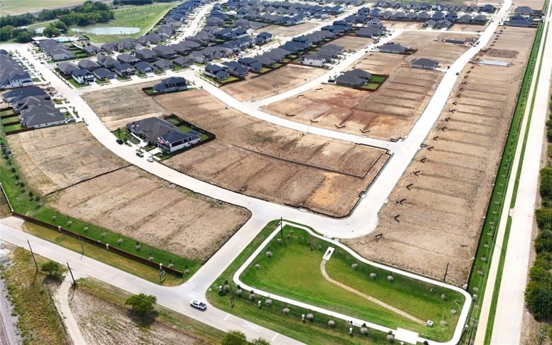 3900 Yarrow Drive, Denton, TX 76226, 4 Habitaciones Habitaciones , ,3 BañosBaños,Residential,En Venta,3900 Yarrow Drive,0,21065002