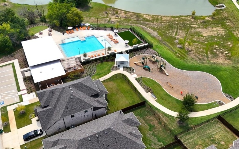 3900 Yarrow Drive, Denton, TX 76226, 4 Habitaciones Habitaciones , ,3 BañosBaños,Residential,En Venta,3900 Yarrow Drive,0,21065002