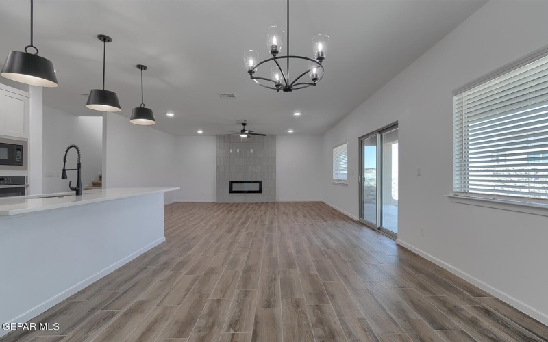 7445 NORTE PORTUGAL Lane, El Paso, TX 79934, 5 Habitaciones Habitaciones , ,3 BañosBaños,Residential,En Venta,7445 NORTE PORTUGAL Lane,921829