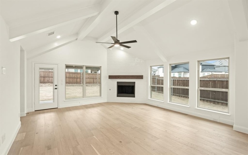 5600 Winona Lane, McKinney, TX 75071, 4 Bedrooms Bedrooms, ,3 BathroomsBathrooms,Residential,For Sale,5600 Winona Lane,0,21071169