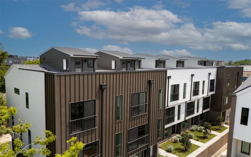 4517 Munger Avenue #104, Dallas, TX 75204, 2 Habitaciones Habitaciones , ,2 BañosBaños,Residential,En Venta,4517 Munger Avenue,0,21071174