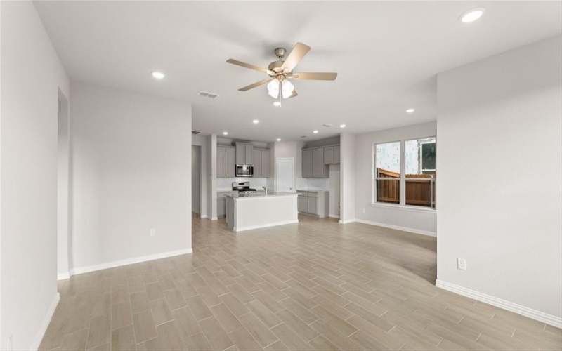 348 Deer Ridge Drive, Willow Park, TX 76008, 3 Bedrooms Bedrooms, ,2 BathroomsBathrooms,Residential,For Sale,348 Deer Ridge Drive,0,21071274