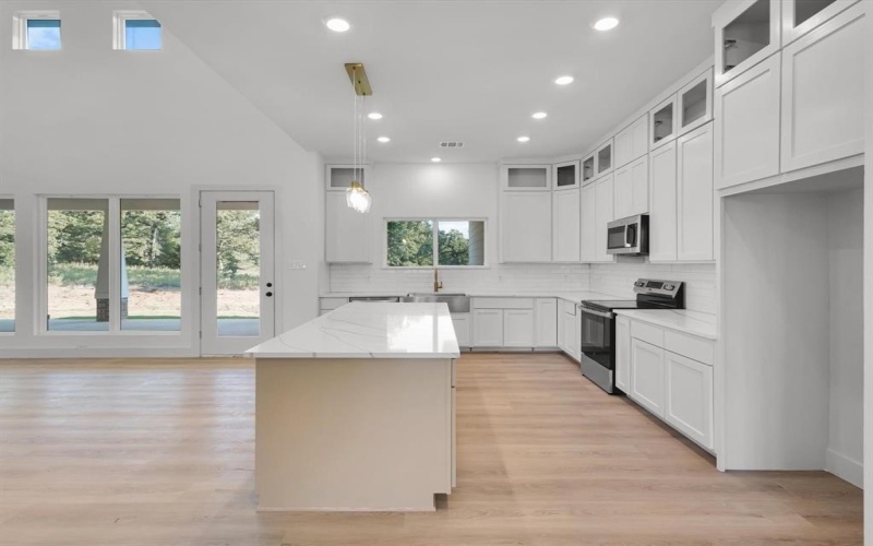 247 Silver Lakes Drive, Sunset, TX 76270, 4 Bedrooms Bedrooms, ,3 BathroomsBathrooms,Residential,For Sale,247 Silver Lakes Drive,0,21071293