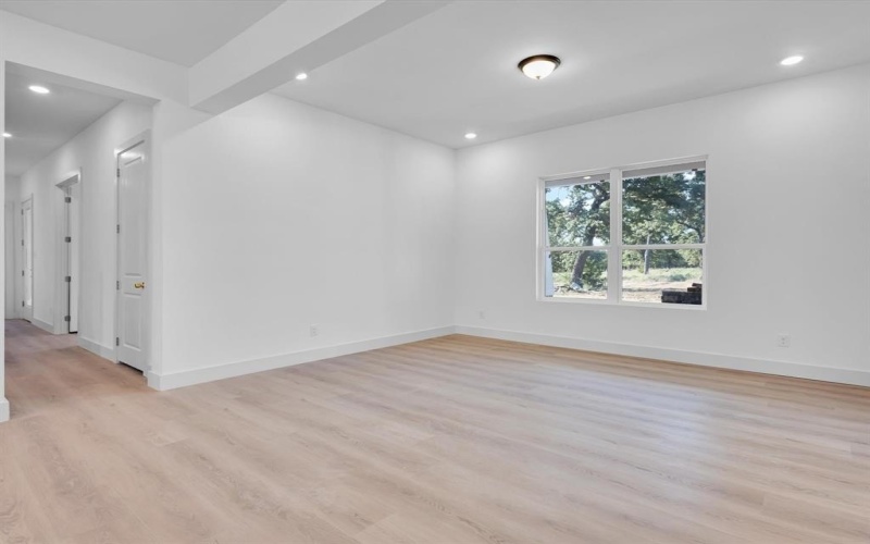 247 Silver Lakes Drive, Sunset, TX 76270, 4 Bedrooms Bedrooms, ,3 BathroomsBathrooms,Residential,For Sale,247 Silver Lakes Drive,0,21071293