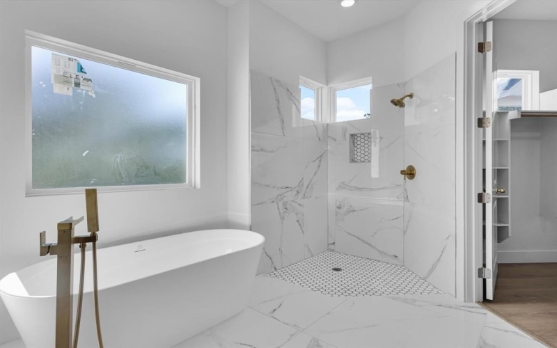 247 Silver Lakes Drive, Sunset, TX 76270, 4 Bedrooms Bedrooms, ,3 BathroomsBathrooms,Residential,For Sale,247 Silver Lakes Drive,0,21071293