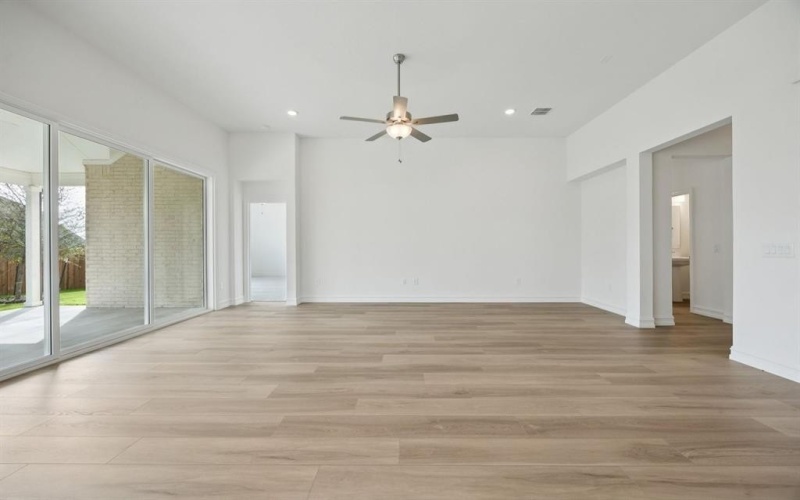 6717 Mill Creek Drive, McKinney, TX 75071, 4 Habitaciones Habitaciones , ,3 BañosBaños,Residential,En Venta,6717 Mill Creek Drive,0,21071306